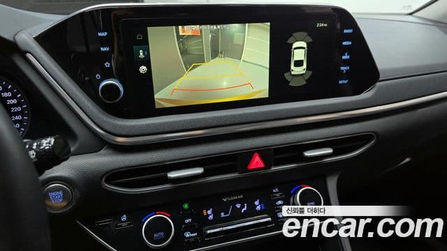 Hyundai Sonata (DN8) Premium Family, 2020 16