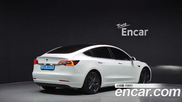 Tesla модель 3 Standard Range Plus RWD, 2020 2