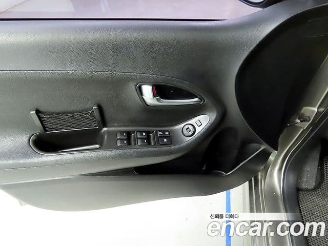 Kia All New Morning Luxury, 2012 12