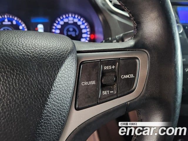 Hyundai i40 Modern, 2012 16