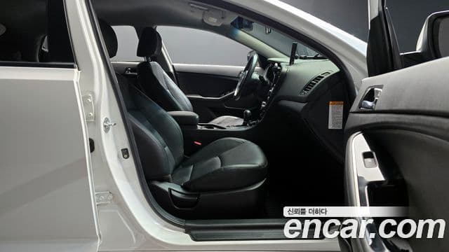 Kia K5 гибрид Prestige, 2014 10