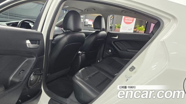 Kia K3 Luxury, 2013 12