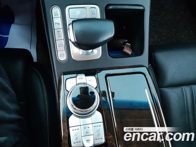 Genesis G90 Luxury, 2019 11