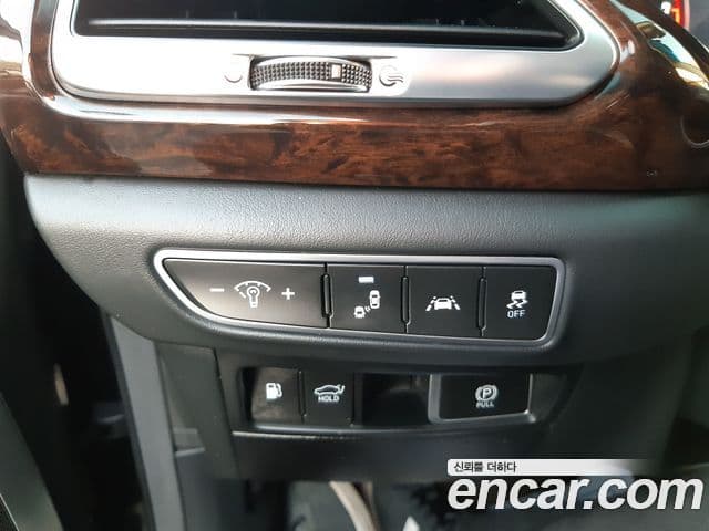 Genesis G90 Luxury, 2019 12