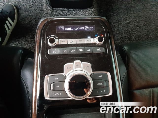 Genesis G90 Luxury, 2019 14