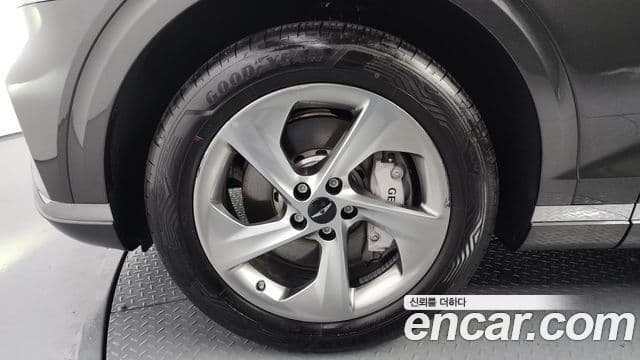 Genesis GV70, 2025 все фото