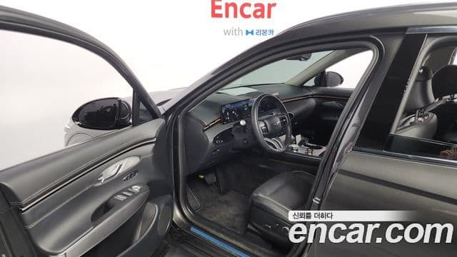 Genesis GV70, 2025 11