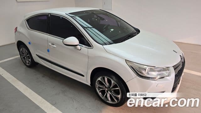 Ситроен / DS DS4 1세대, 2014 2