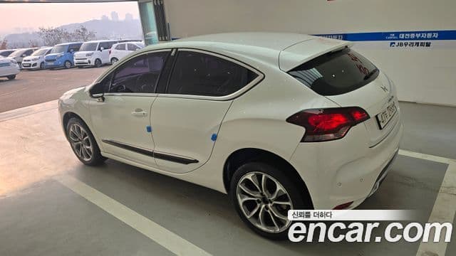 Ситроен / DS DS4 1세대, 2014 все фото