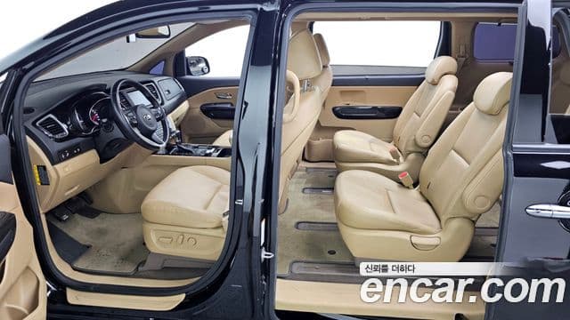 Kia All New Carnival Prestige, 2018 10