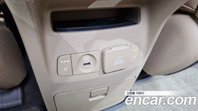 Kia All New Carnival Prestige, 2018 17