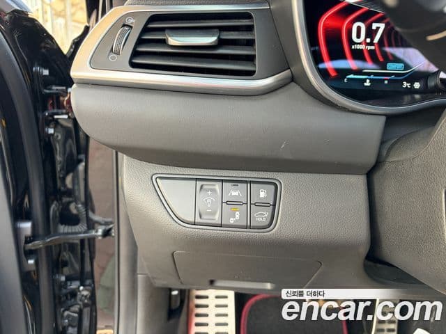 Genesis G70 Sport пакет, 2020 11