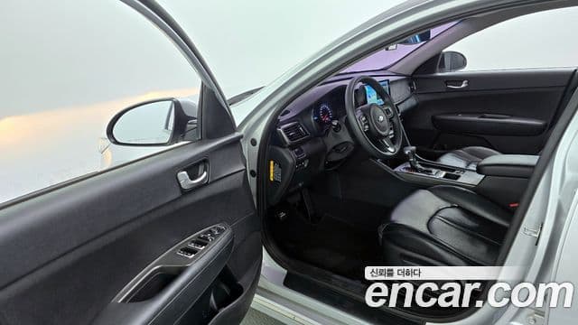 Kia K5 2세대 Luxury, 2016 10
