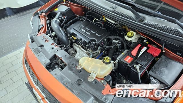 Chevrolet(GM대우) 아베오 хэтчбек 1.4 турбо RS, 2014 6