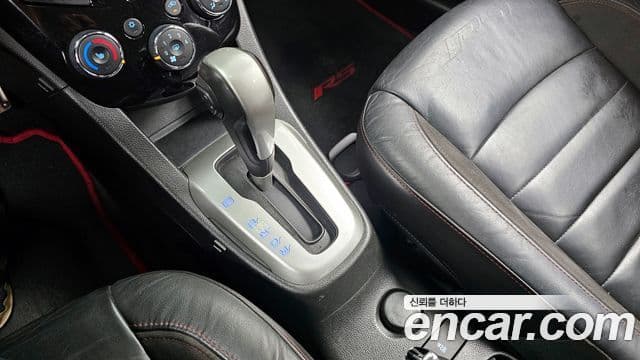 Chevrolet(GM대우) 아베오 хэтчбек 1.4 турбо RS, 2014 9