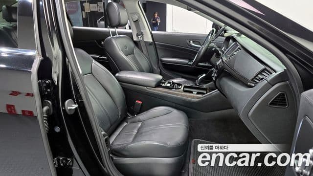 Kia K9 Special, 2013 10