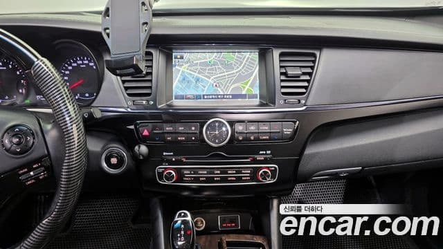 Kia K9 Special, 2013 15