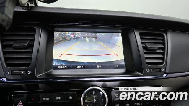 Kia K9 Special, 2013 16