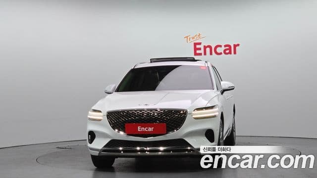 Genesis GV70, 2022 3