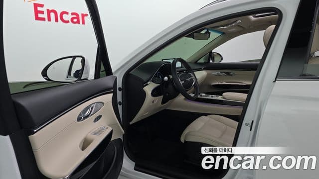 Genesis GV70, 2022 10