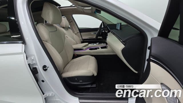 Genesis GV70, 2022 11