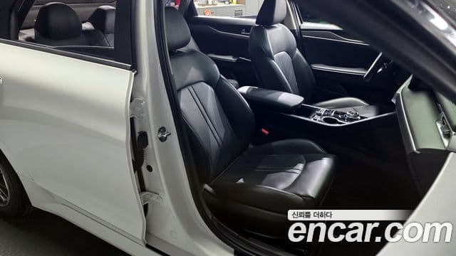 Kia K5 3세대 Trendy, 2021 12