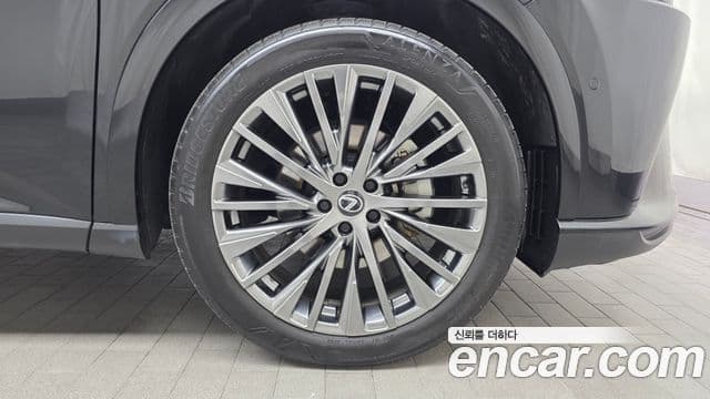 Lexus RX350h 5세대 Luxury, 2024 все фото