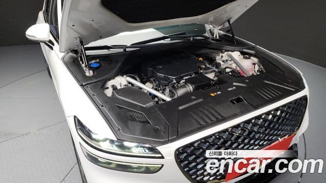 Genesis GV70, 2021 6