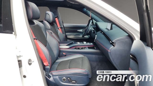 Genesis GV70, 2021 11