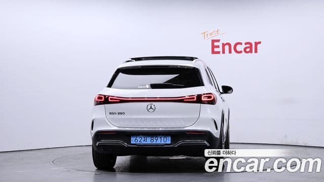 Mercedes-Benz EQA H243 AMG Line, 2023 4