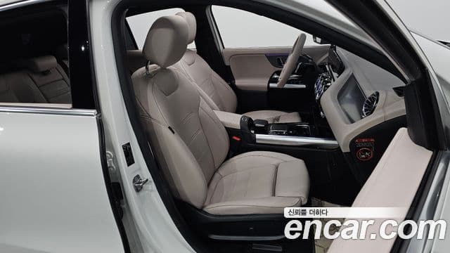 Mercedes-Benz EQA H243 AMG Line, 2023 10