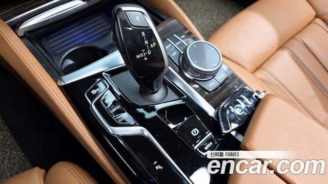 BMW 5시리즈 (G30) 520i M Sport, 2022 9