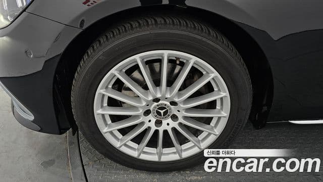 Mercedes-Benz E-класс W213 Exclusive, 2021 все фото