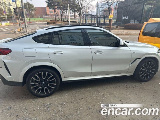 BMW X6 (G06) xDrive40i M Sport, 2025 все фото