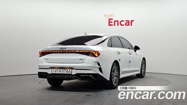 Kia K5 гибрид 3세대 Prestige, 2023 2