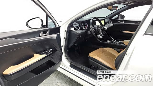 Kia K5 гибрид 3세대 Prestige, 2023 10