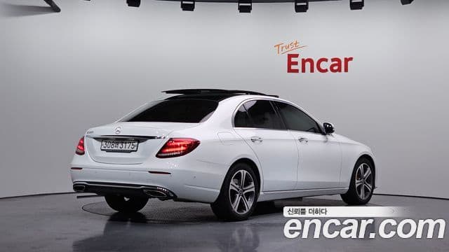 Mercedes-Benz E-класс W213 Avantgarde, 2019 2