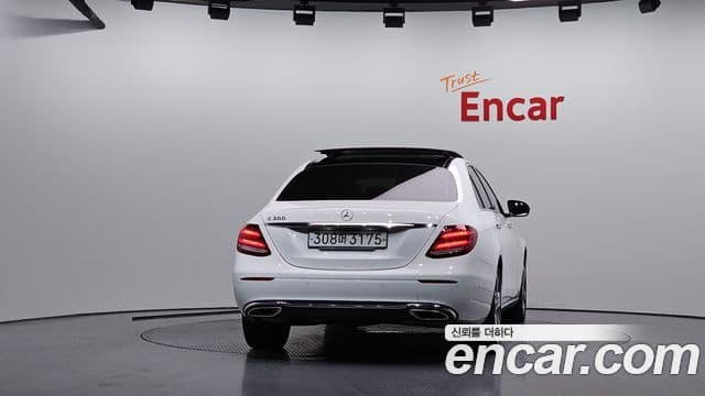 Mercedes-Benz E-класс W213 Avantgarde, 2019 4