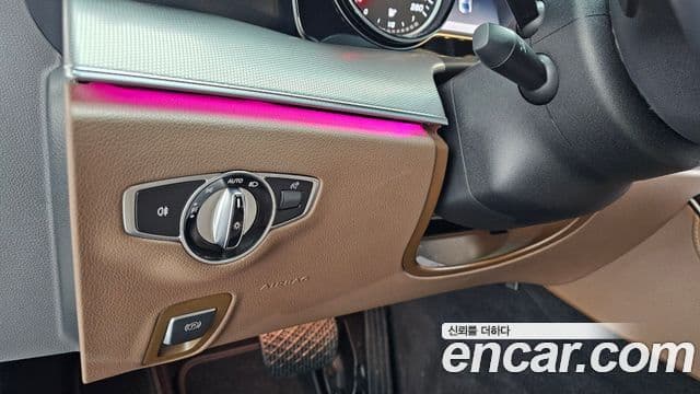 Mercedes-Benz E-класс W213 Avantgarde, 2019 13