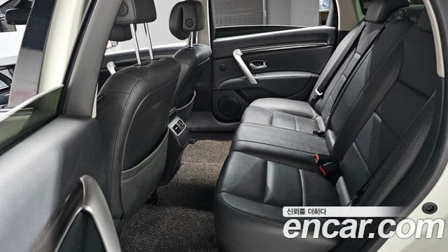 Renault Korea(Samsung) SM7 Nova LPLI 2.0 LPe для людей с инвалидностью, 2018 12