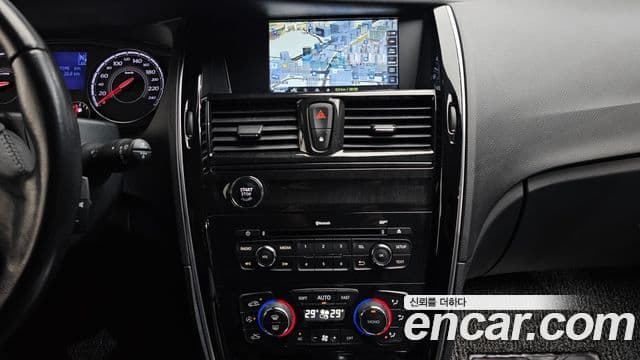 Renault Korea(Samsung) SM7 Nova LPLI 2.0 LPe для людей с инвалидностью, 2018 14