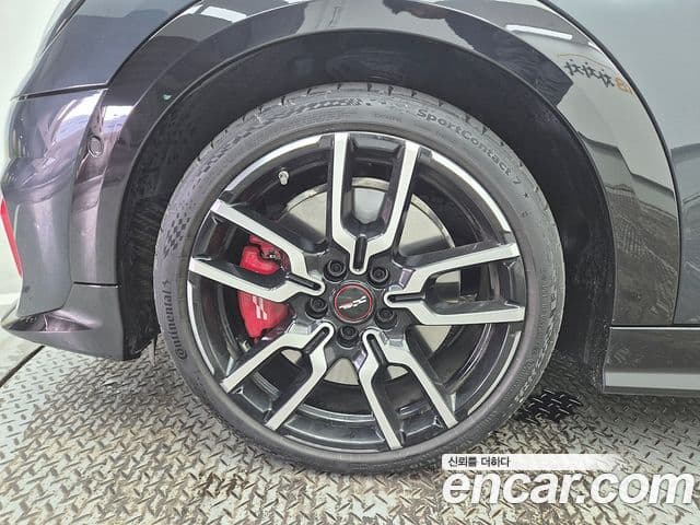 Mini Cooper S кабриолет 4세대 JCW, 2025 все фото