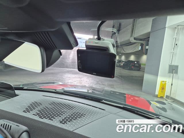 Mini Cooper S кабриолет 4세대 JCW, 2025 17