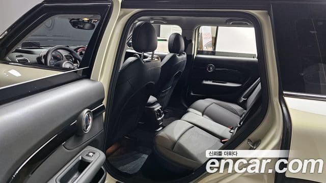 Mini Cooper 클럽맨 2세대, 2021 11