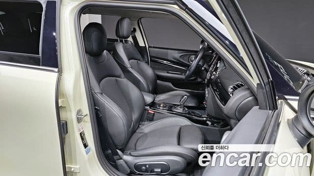 Mini Cooper 클럽맨 2세대, 2021 12