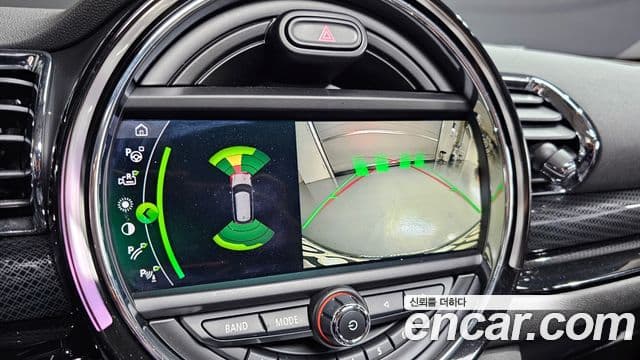 Mini Cooper 클럽맨 2세대, 2021 16