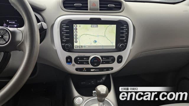 Kia Soul EV, 2018 11