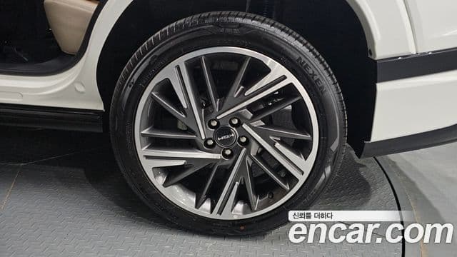 KG모빌리티(SsangYong) Actyon 2세대 S8, 2026 все фото