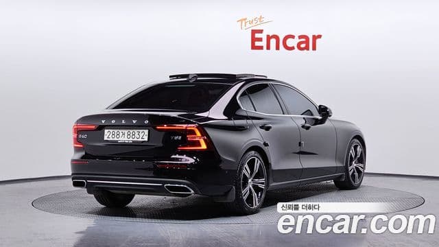 Volvo S60 3세대 T5 Inscription, 2020 2