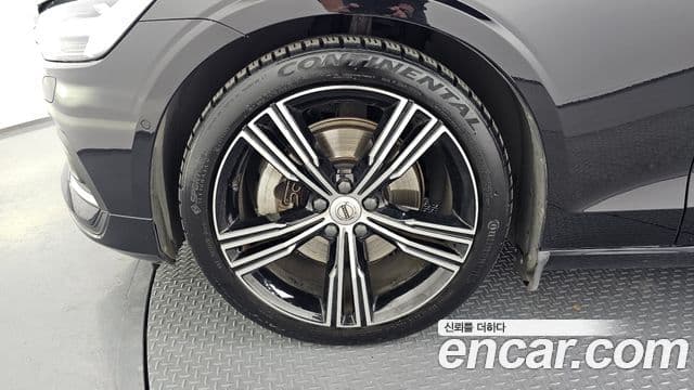 Volvo S60 3세대 T5 Inscription, 2020 все фото